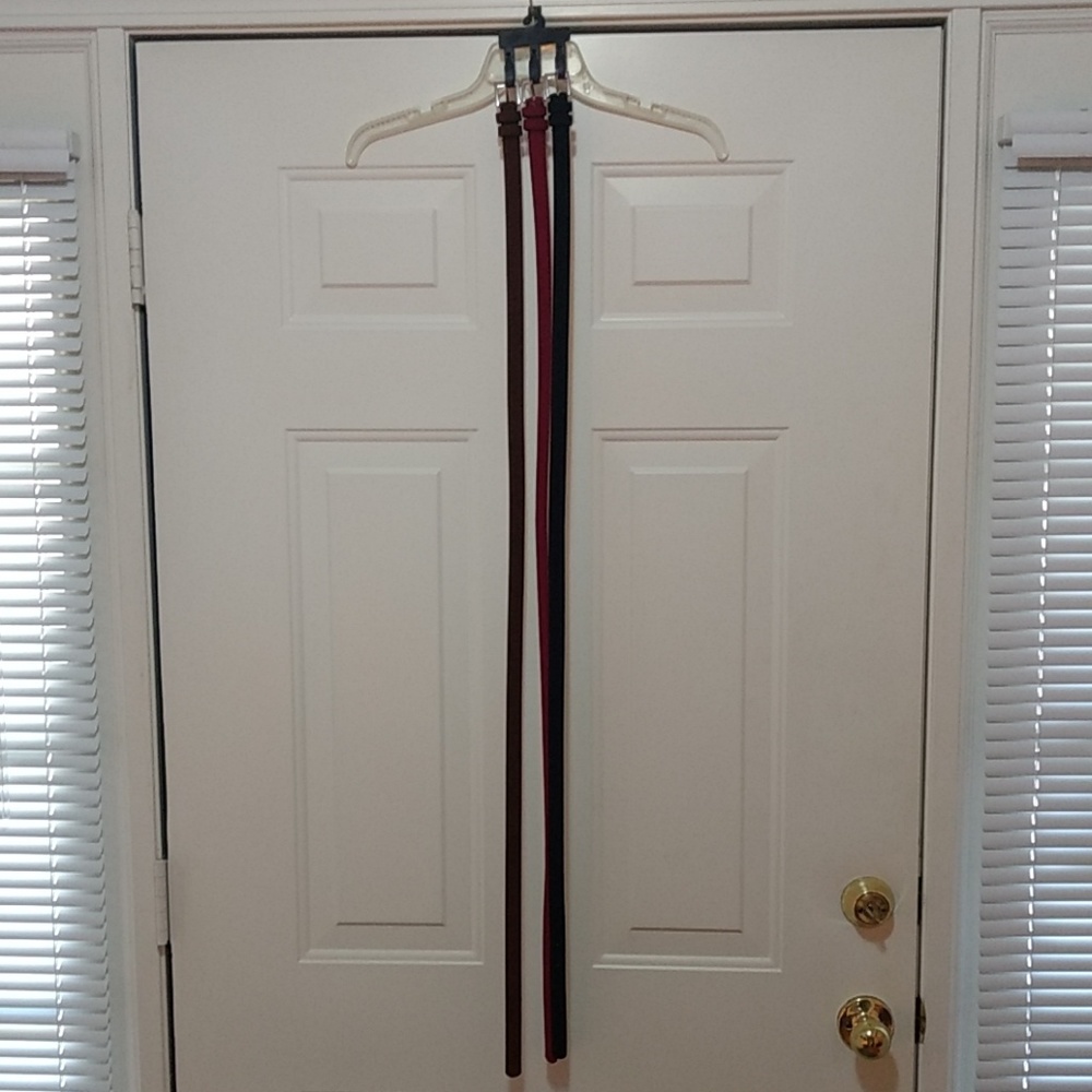 Set of 3 suede like belts